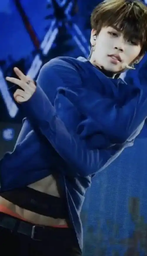 林彦俊的腹肌～www…直接被撩到了yyds#林彦俊我在时间的尽头等你