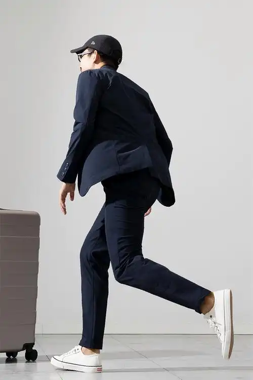 arbacapsulev10日系深蓝旅行运动休闲纯色西装套装西服套装