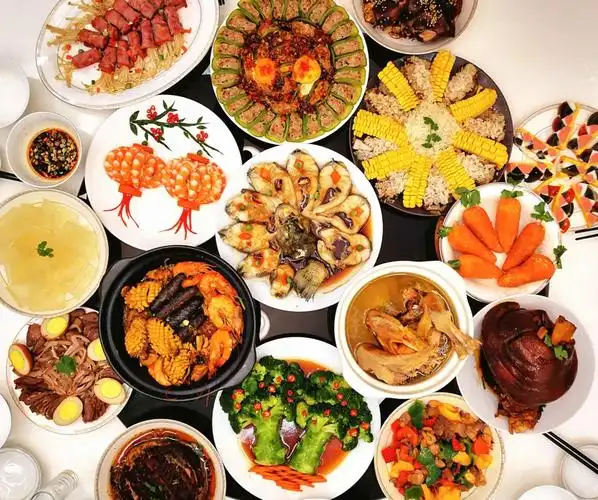 7桌全国各地普通人家的年夜饭,看完图片,我决定明年去广东过年