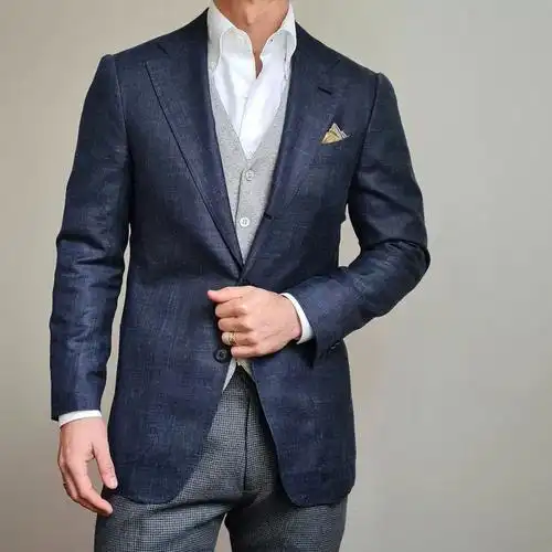 男士穿搭  #西装  #服装搭配分享  #冬日穿搭  #冬季穿搭  #每日穿