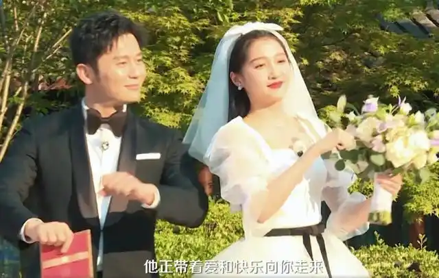 奔跑吧路透关晓彤李晨举行结婚典礼一脸享受不怕鹿晗吃醋