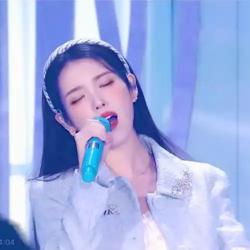 iu李知恩蓝色海洋头像