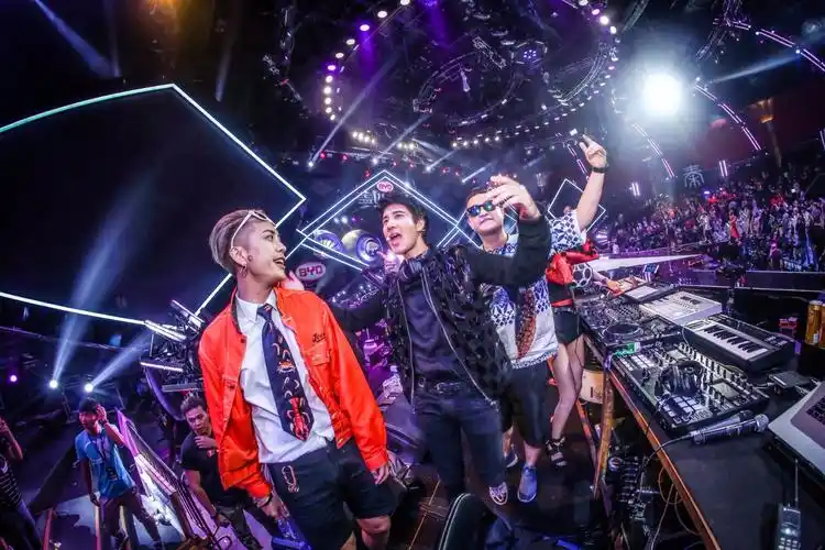 11月12日|为rapper t.