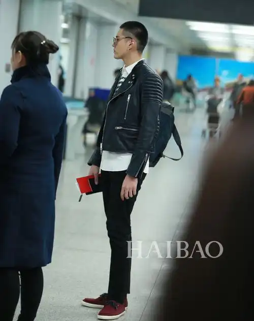 吴亦凡最新街拍