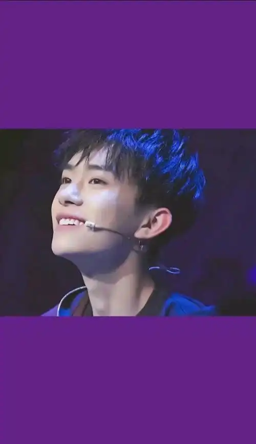 易烊千玺. 壁纸