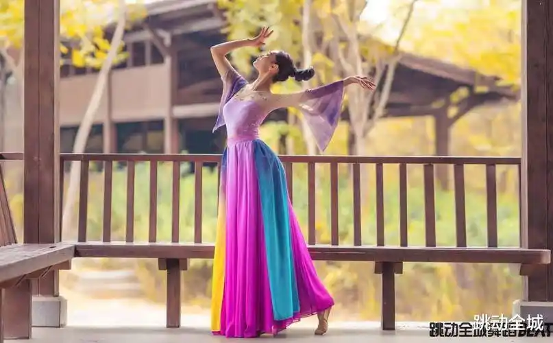 古典舞基本功中国古典舞有哪些基本动作呢