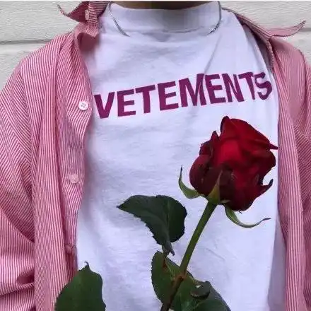 酷系不露脸男女生头像不看路人不换爱人