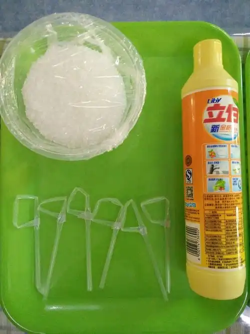有趣的科学小实验《制作泡泡水》