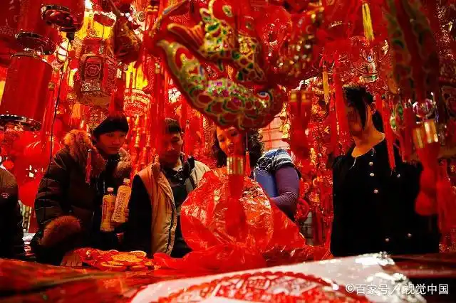 东北农村过年有什么习俗?杀猪扫尘办年货?最热闹是这件事