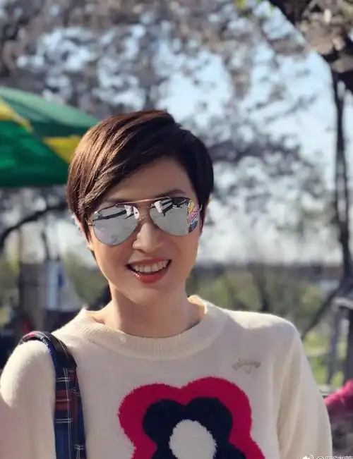 p>陈法蓉,1966年10月28日出生于香港,祖籍江苏 a target="_blank"