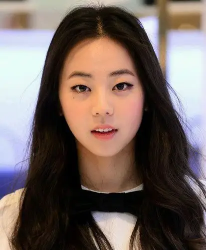 韩国揭露最新时尚长相?单眼皮风引发潮流!