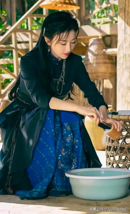 司藤带火中国风穿搭景甜司藤绝美古风服装爱了爱了简直太美了