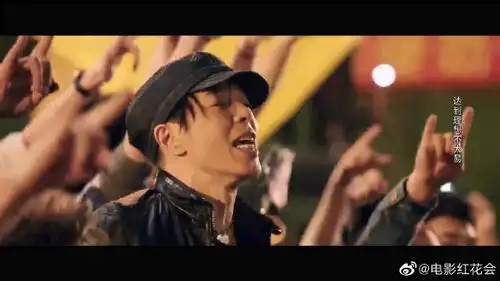 《缝纫机乐队》 黄贯中,叶世荣出现