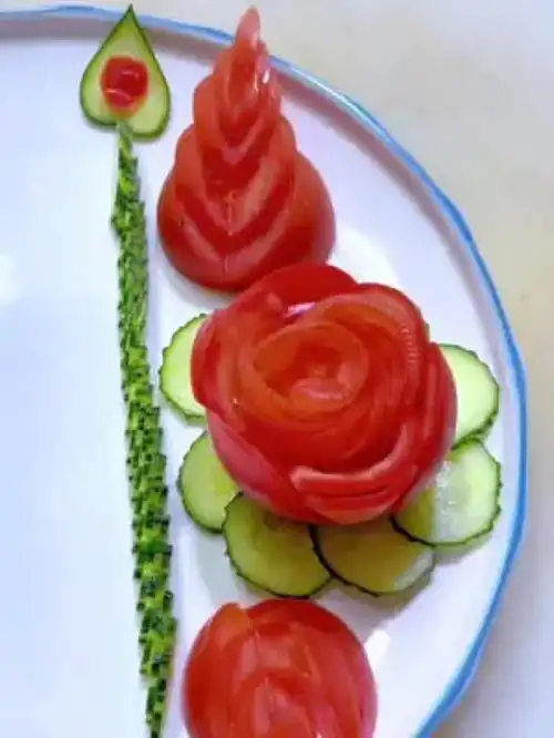 最美盘饰围边#美食教程 #摆盘技巧 #创意盘饰