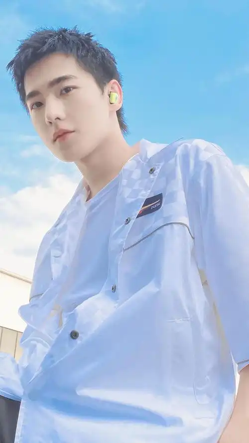 天台迎风听歌的少年杨洋,是夏天的味道呀～学长,.