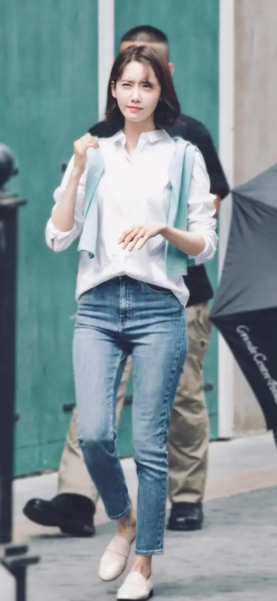 真是身材仍抗打的我就服林允儿!