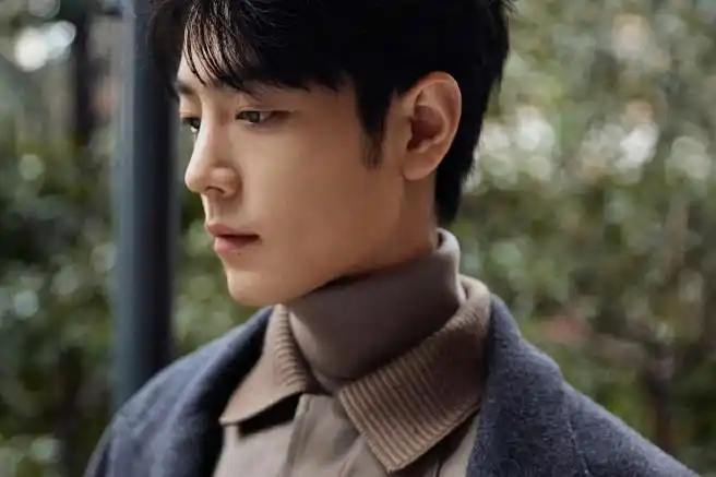 只有小狗能让肖战回头##肖战跨国请客