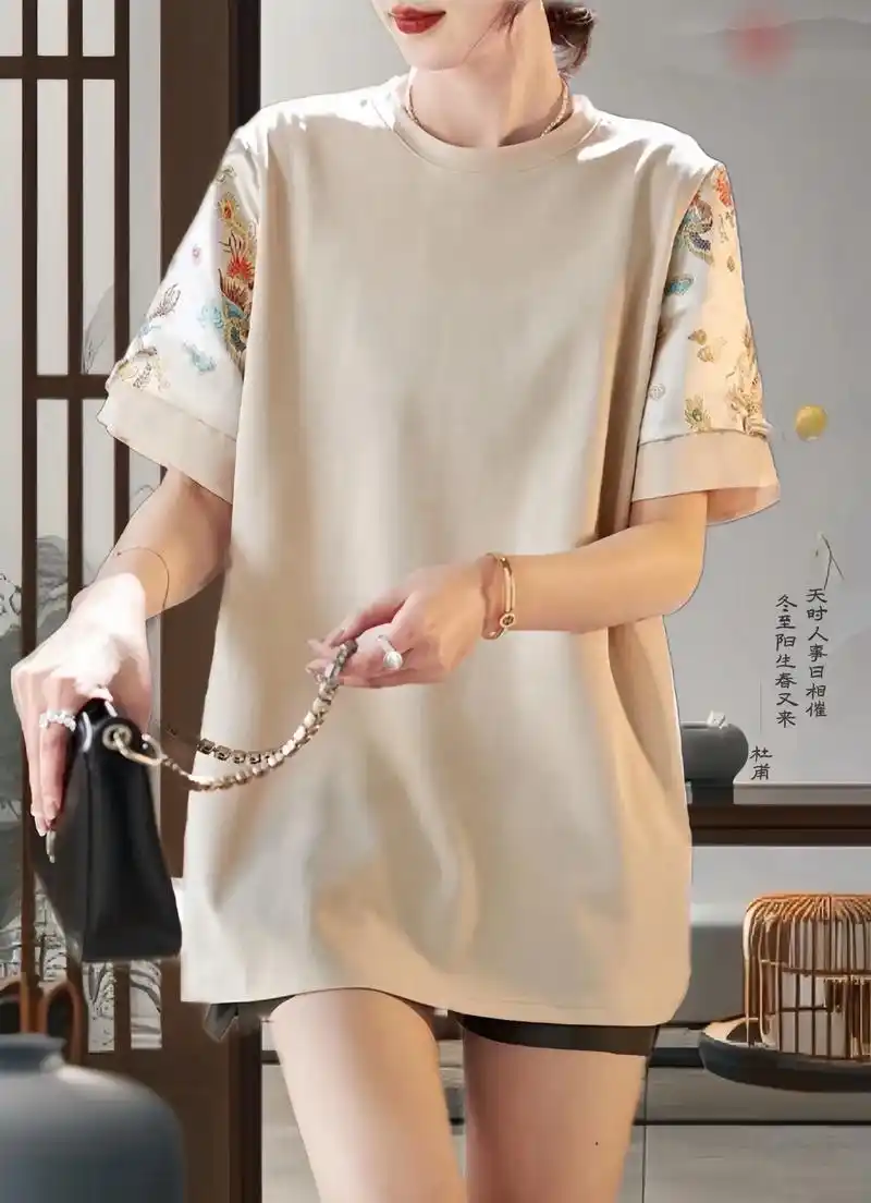 圆领提花拼接短袖t恤.圆领提花短袖拼接 t 恤  时尚拼接, - 抖音