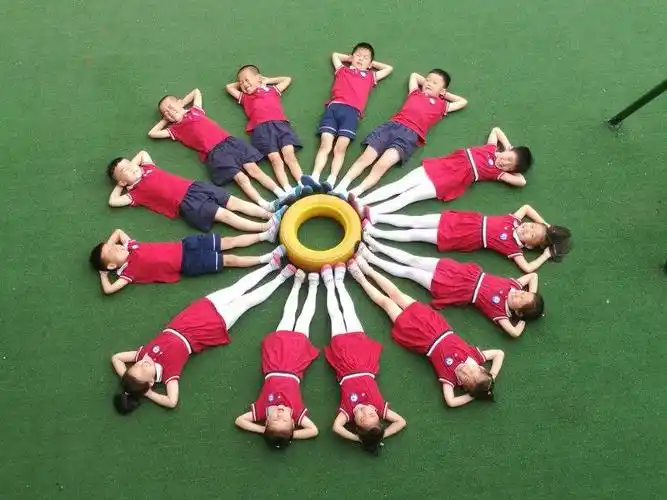 高红幼儿园大班毕业照,萌萌哒!