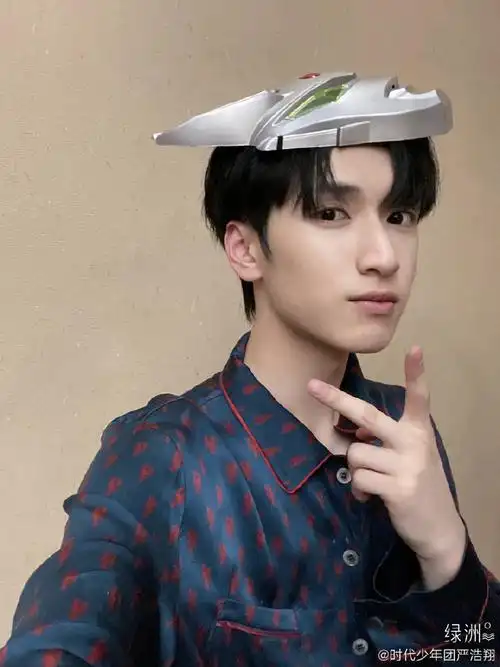 严浩翔未公开的拍立得##严浩翔一专拍立得照片