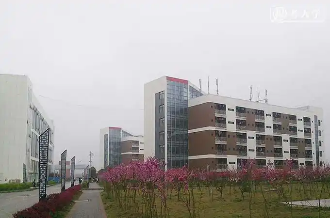 自治州所在省份贵州学校概况师范专科黔南民族幼儿师范高等专科学校