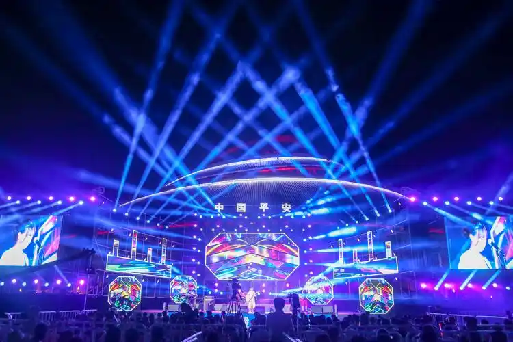 人气爆棚嗨翻现场,临沂大剧院专场户外音乐会7.13成功落幕!