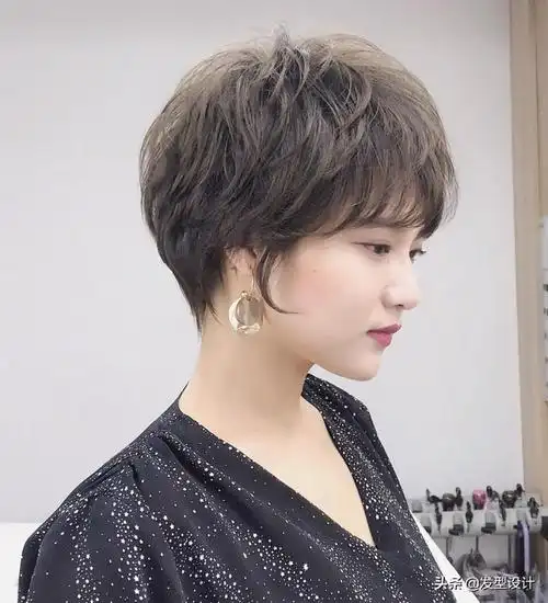 今年流行减龄短发烫发型30款,每款都心动,想换发型的收藏了