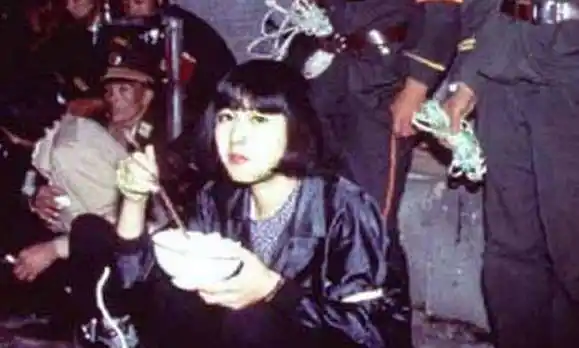 20岁美女毒贩陶静,到死不愿"出卖"男友,哥哥哭着求他说出主谋_贩毒_杨