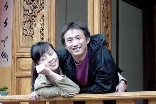 娱乐圈模范丈夫黄磊,把老婆孙莉宠成幸福小女人,婚后从不下厨房_电视