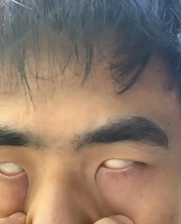 我常常翻自己的照片然后就在想我到底是怎样一个人我应该可以做任何