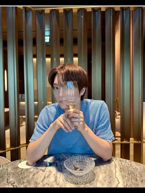 贤圭更新女友视角91跟努那约会啦06跟努那在一起的六子真的好帅