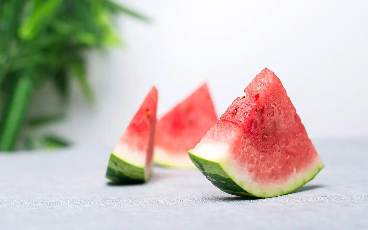 夏日清爽西瓜小清新高清桌面壁纸