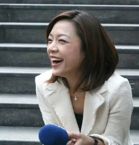 【图】台湾张嘉欣图片欣赏 音乐顽童哈林终找到真命天女