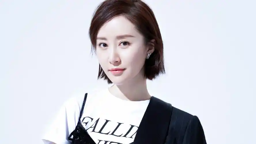 明星风尚舒畅壁纸