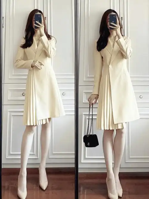 小知识:西装裙配什么鞋子好看(女生西装裙搭配高跟鞋合适吗)-图11