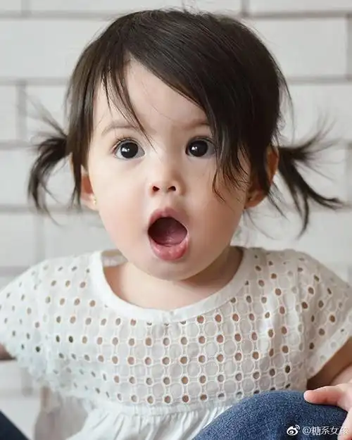 甜甜的菲律宾小可爱olimareyes,最喜欢这样肉肉哒萌包子啦