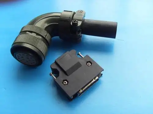 伺服电机连接器