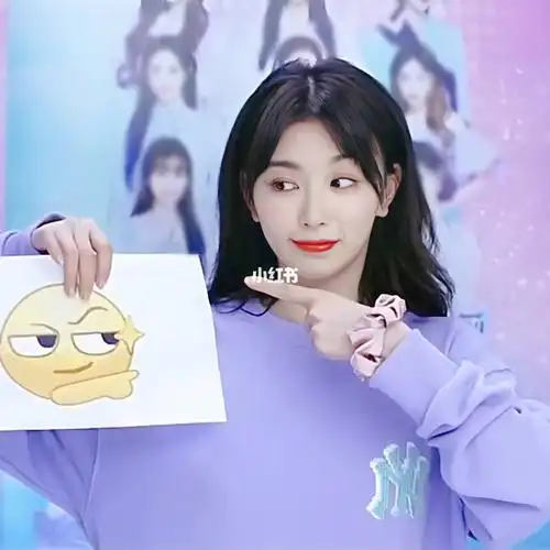 孔雪儿模仿表情包太可爱了想一把抱住