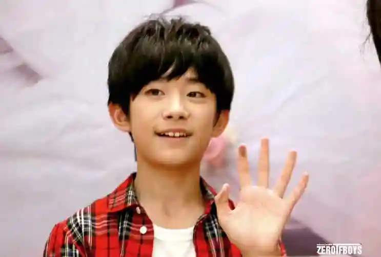 tfboys# 易烊千玺# #tfboys易烊千玺# 易烊千玺,十年之约.