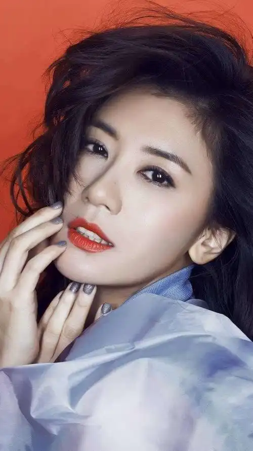 美女明星馆:贾静雯,甜美妩媚|娱乐圈|性感美女|吴彦祖_网易订阅