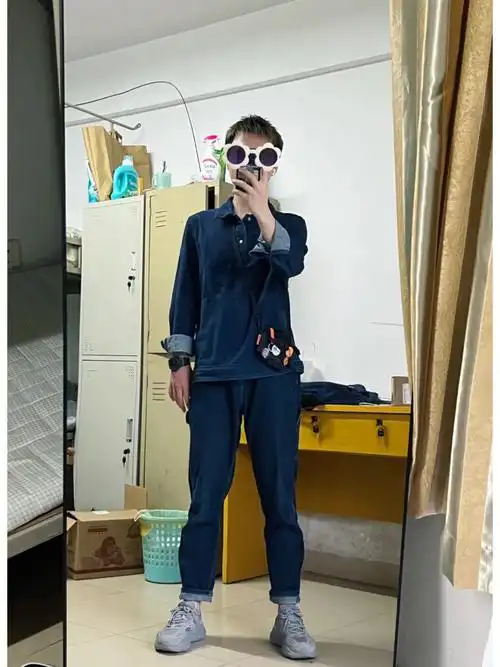 身高:173cm;体重:67kg;微胖,有小肚子;微胖男生穿搭法则:#笔记灵感第1