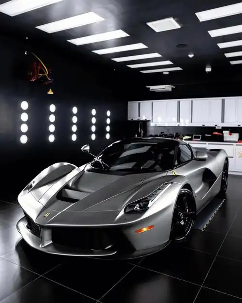 突破公路的极限王者马王法拉利laferrari