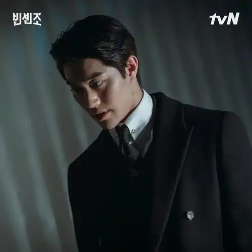 韩剧《文森佐》:宋仲基,全汝彬已瞄准敌人的致命弱点!