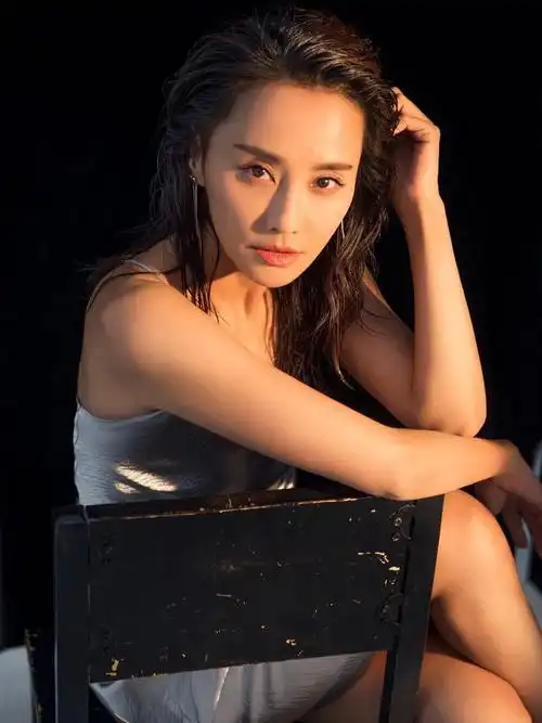 马雅舒性感尤物北京私房写真