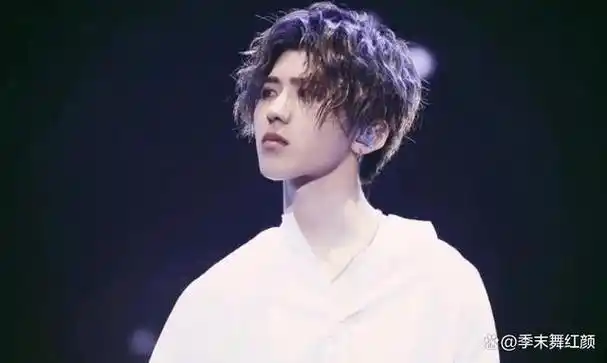 蔡徐坤新歌登顶台湾唱片排行这个成绩网友华语乐坛没救了