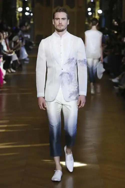 盖娅传说 中国 北京 走秀(runway) 2017春夏 女装 男装