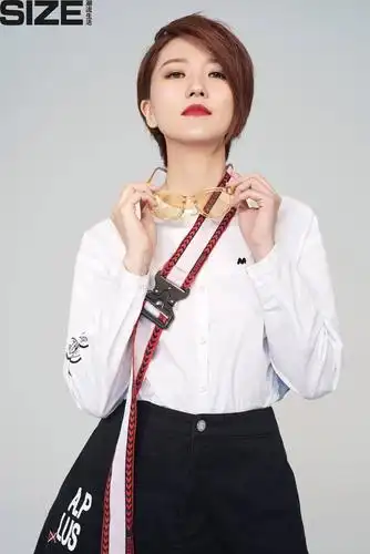 蔡淳佳跟乖乖女say拜拜这次我要做自己组图