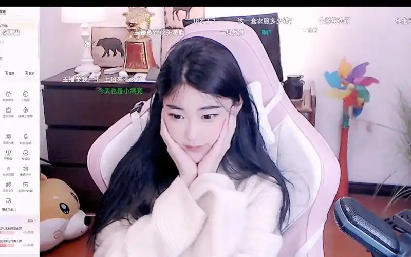 【甜甜珂】20230216直播录屏弹幕版(比赛解说 巅峰赛)