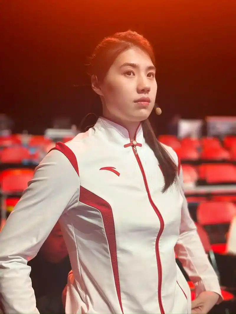 洲暖水花美.继续前进94#感动中国 #张雨霏 #运动女孩 - 抖音