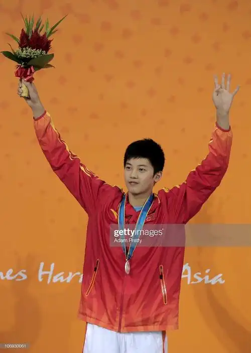 汪顺十几岁时的样子